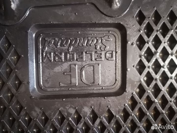 Автомобильные коврики резиновые на гранту