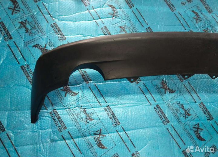 Юбка заднего бампера Lexus is Оригинал 2013-2016