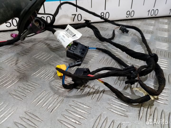 Б/У Проводка двери правой C238#001