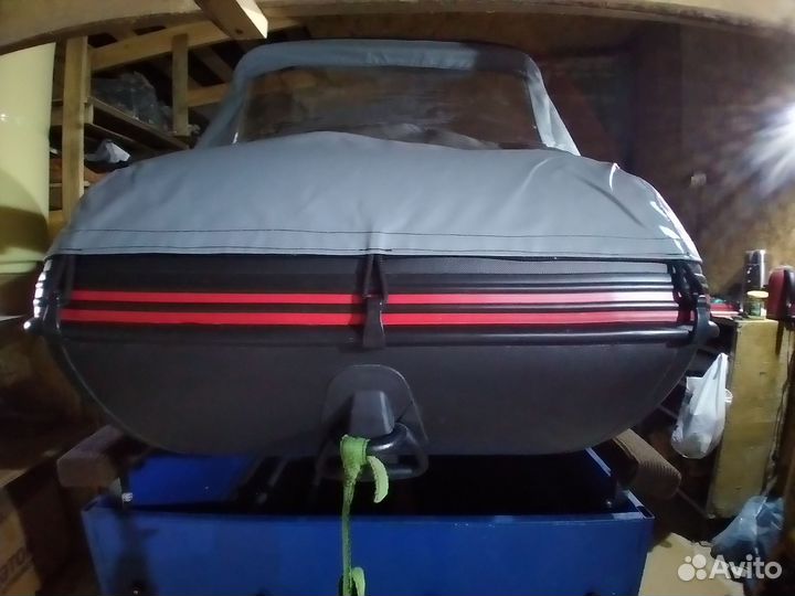 Лодку 350 с мотором и прицепом