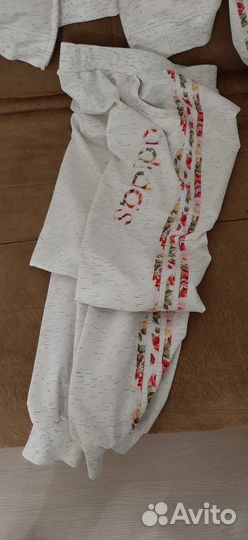 Спортивные костюмы для мамы и дочки