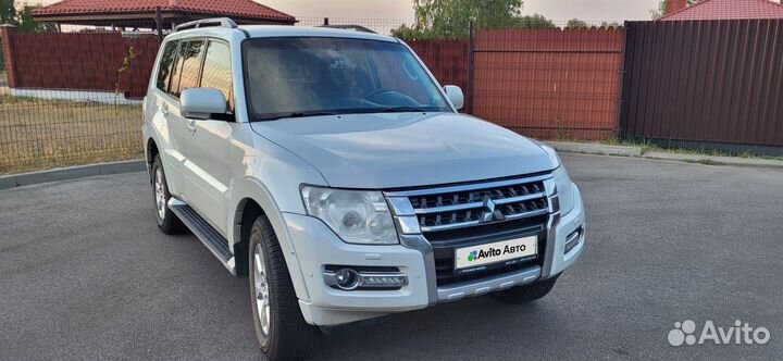 Mitsubishi Pajero 3.2 AT, 2014, 260 000 км