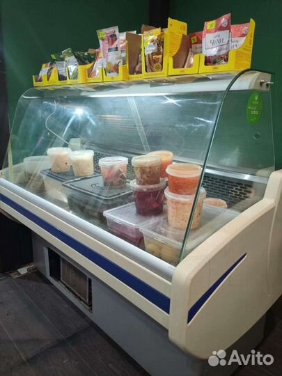 Витринный холодильник