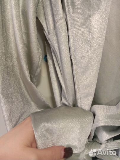 Продам костюм