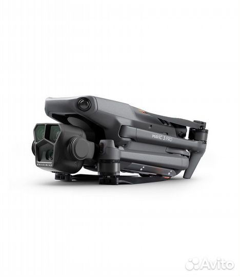 Квадрокоптер DJI Mavic 3 Pro Fly More Combo