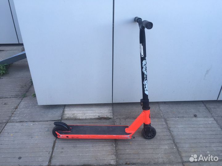 Трековой самокат