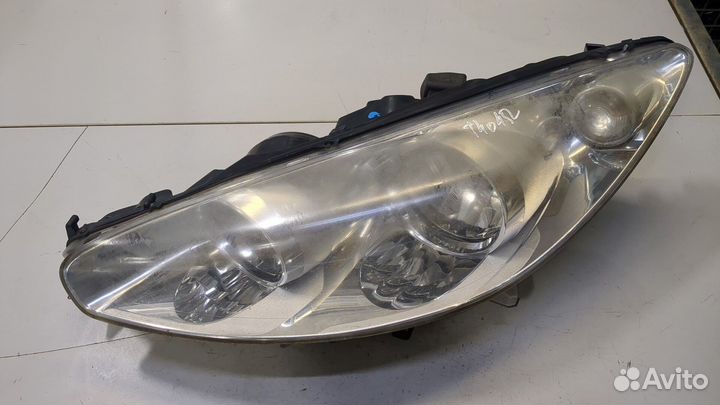Фара (передняя) Peugeot 308, 2011