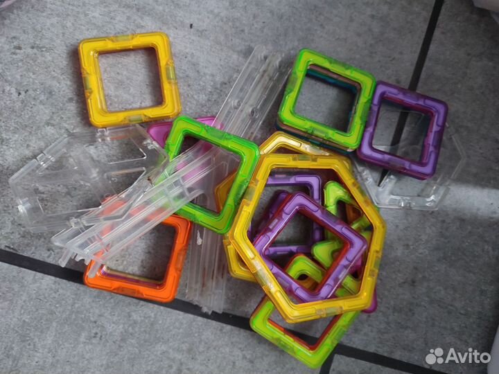 Детский столик