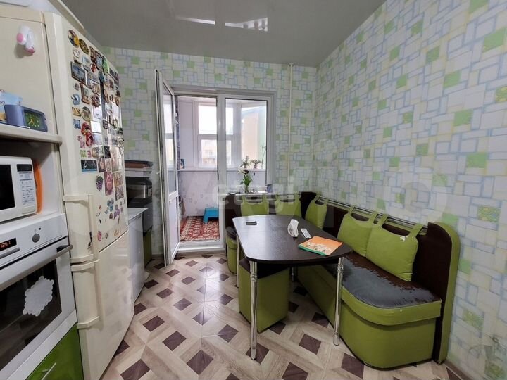 2-к. квартира, 66,5 м², 1/17 эт.