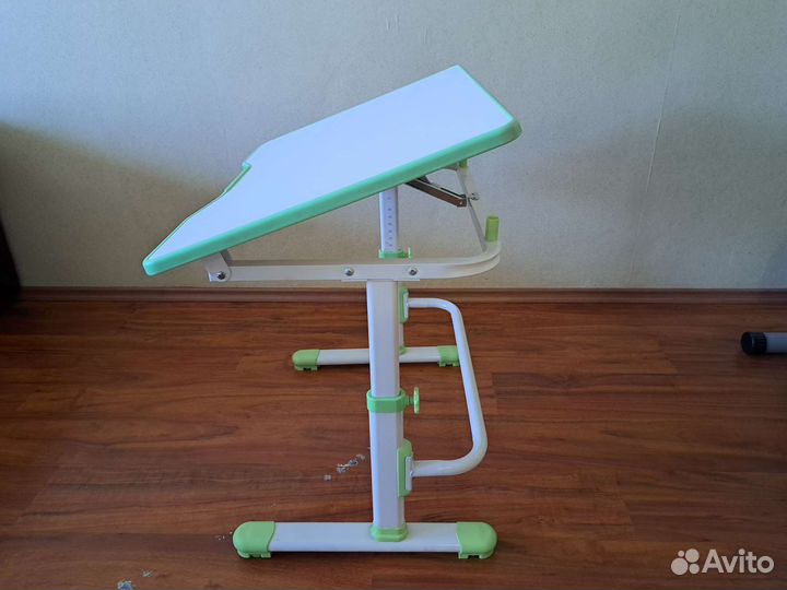 Детский стол