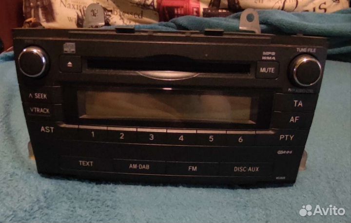 Штатная магнитола(шгу) Toyota Avensis T270