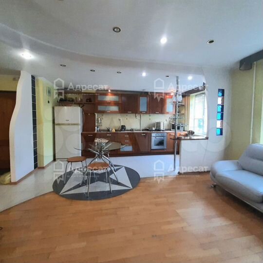 4-к. квартира, 89,9 м², 4/9 эт.