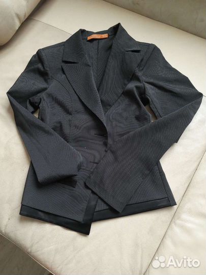 Жакет велюровый,для школы