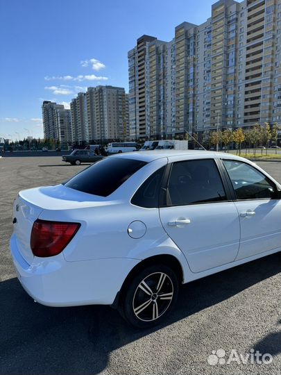 LADA Granta 1.6 AT, 2013, 77 853 км