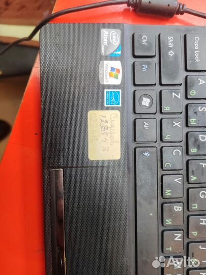 Нетбук asus