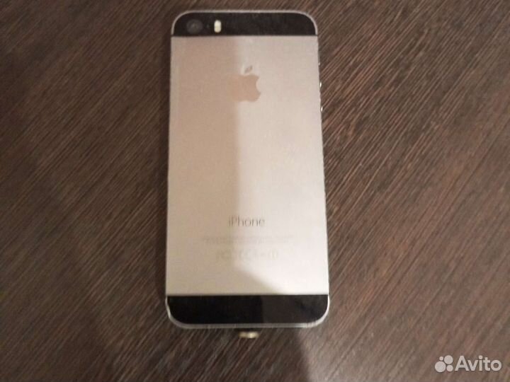 iPhone 5S, 16 ГБ