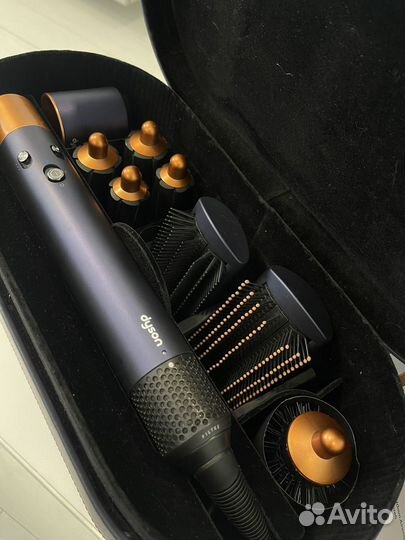 Стайлер Dyson Airwrap Complete с 8-ю насадками