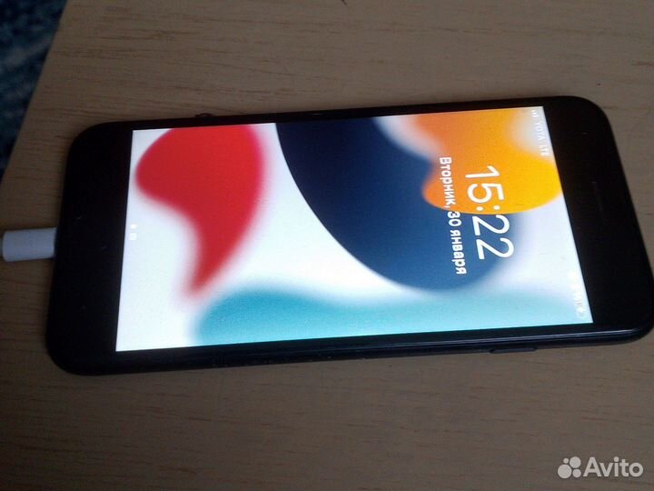 iPhone 7, 32 ГБ