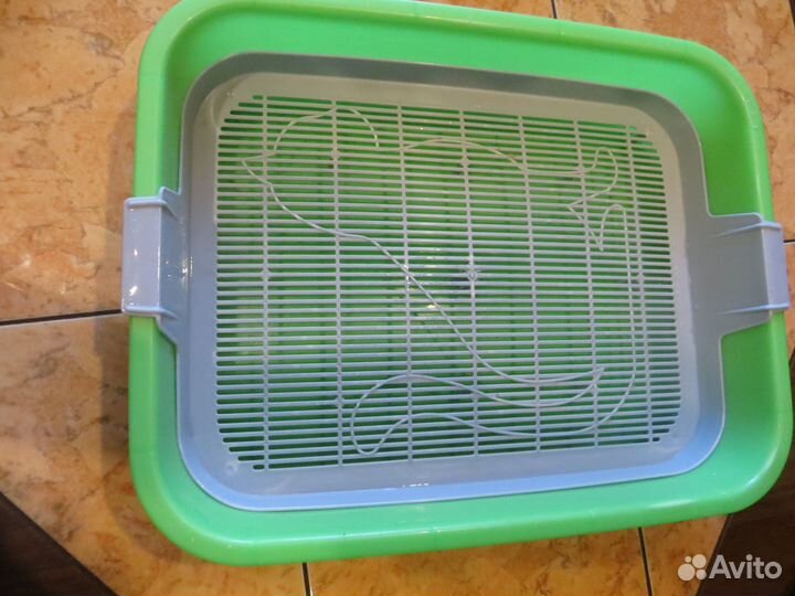 Лоток(6), миска(2), сетка(2),когтеточка