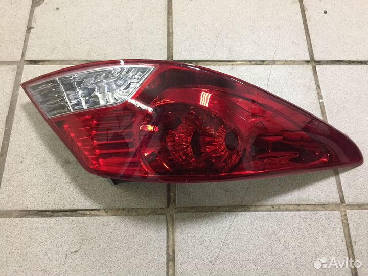 Задний левый фонарь Hyundai Solaris дорестайлинг
