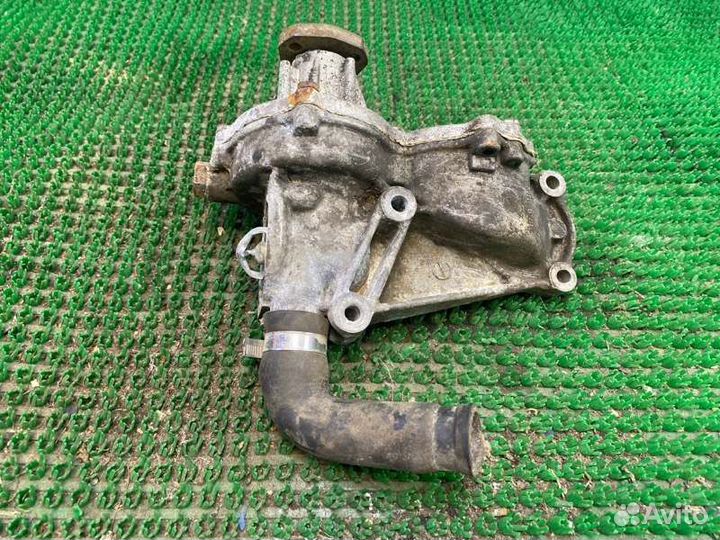 Водяной насос (помпа) Audi A4 B5 ADR 1996