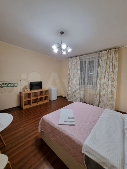 Комната 21 м² в 3-к., 2/10 эт.