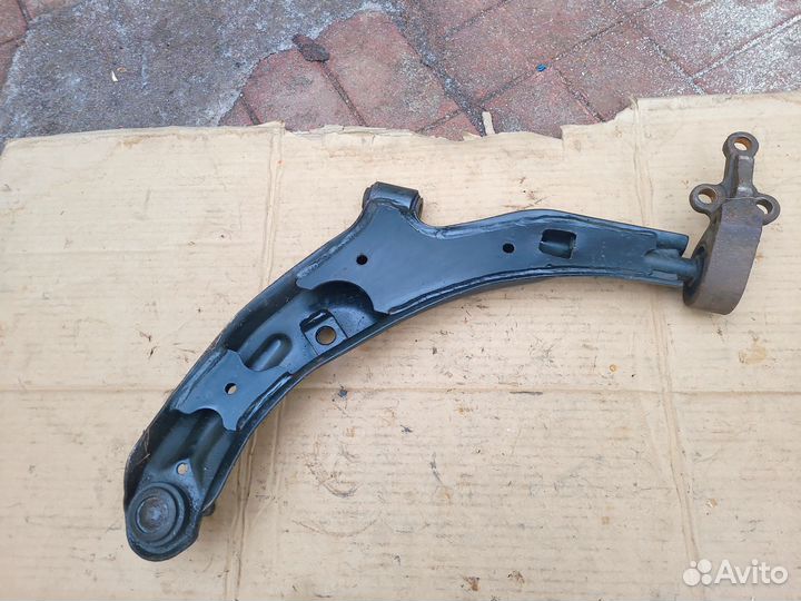 Рычаг правый nissan almera n16