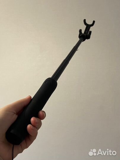 Монопод для селфи Xiaomi Mi Bluetooth Selfie Stick