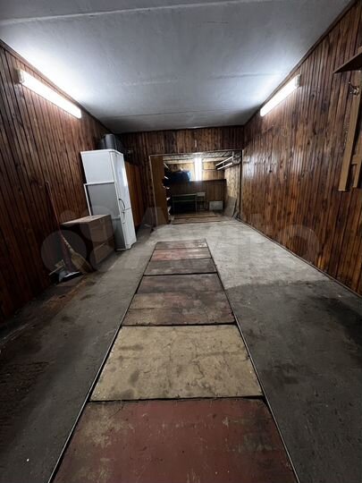 Гараж, > 30 м²