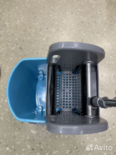 Ведро на колёсах 23 л с отжимом