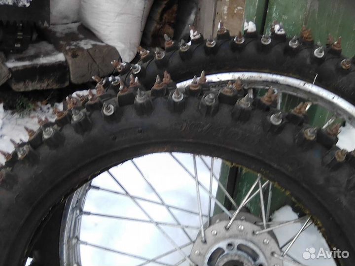 Колёса шипованые Р19 и Р 16