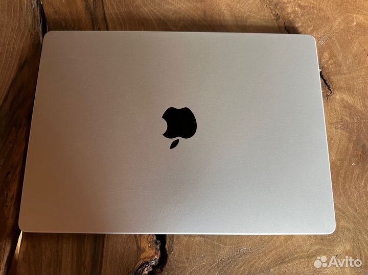MacBook Pro 14 M1 Pro/16 GB/512 SSD/Silver/95% акб