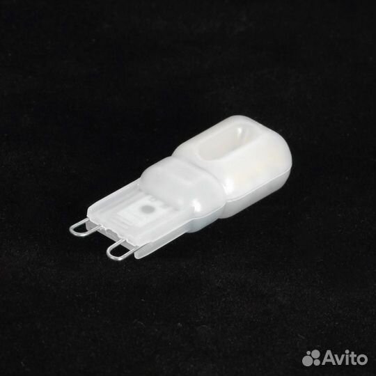 Светильник встраиваемый металлический и стеклянный