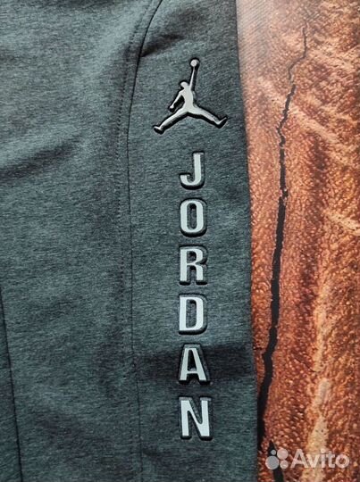 Спортивные штаны Jordan