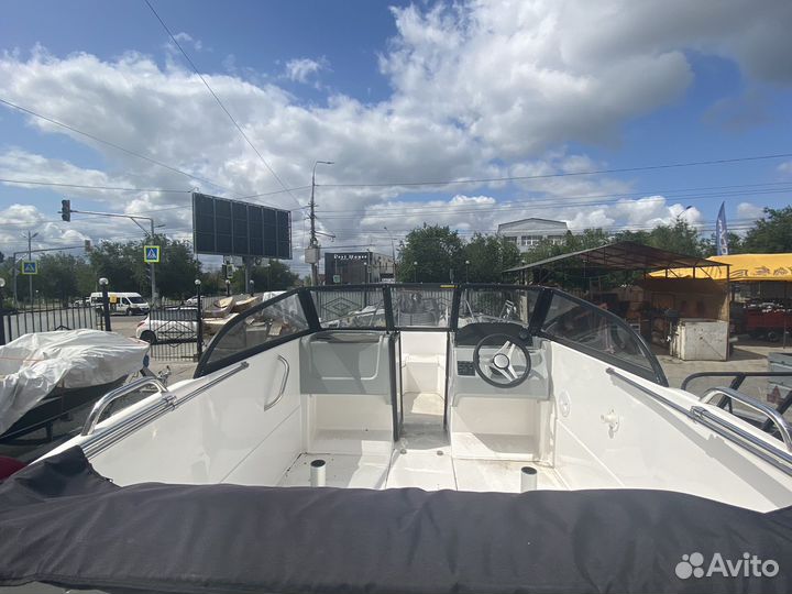 Катер Phoenix 510 BR