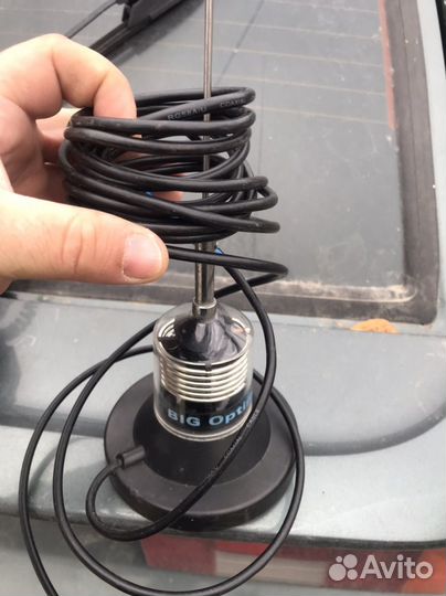 Рация с антенной