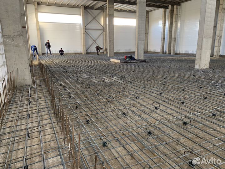 Монолитная бетонная плита с затиркой поверхности