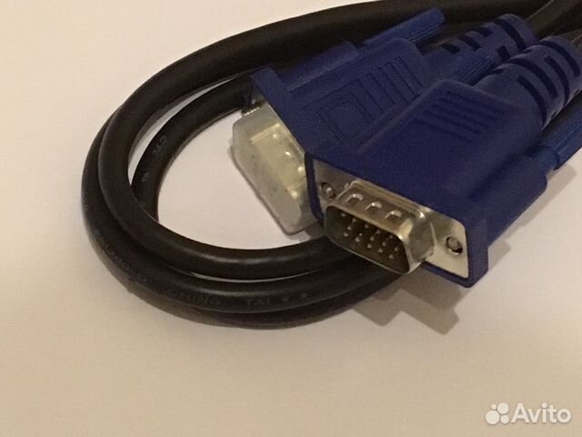 Кабель для компьютера VGA-VGA