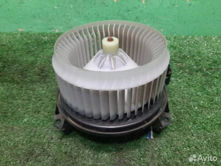 Моторчик печки Toyota RAV4 A30 2007