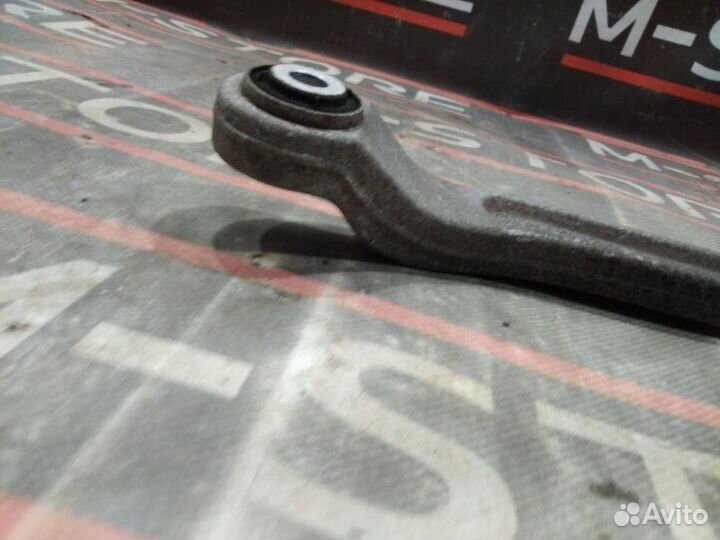 Рычаг подвески нижний задний правый Mercedes-Benz