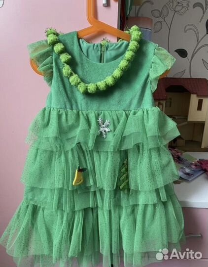 Платье елочка 104