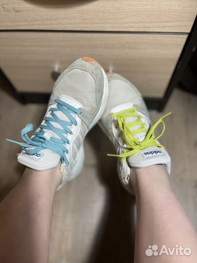 Кроссовки adidas