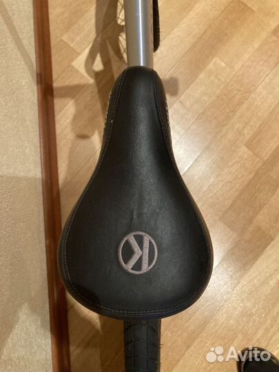 Беговел kokua likeabike jumper зеленый