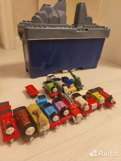 Томас и его друзья