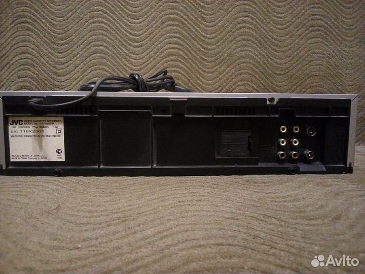 Видеомагнитофон JVC HR-V605 для Вас