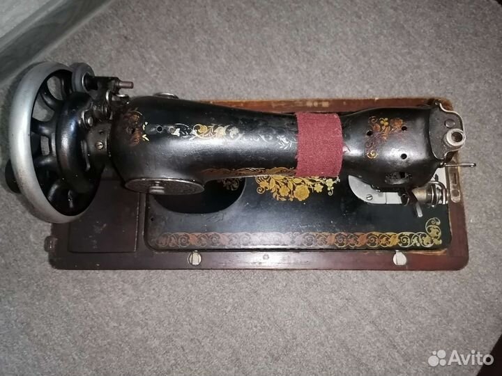 Швейная машинка