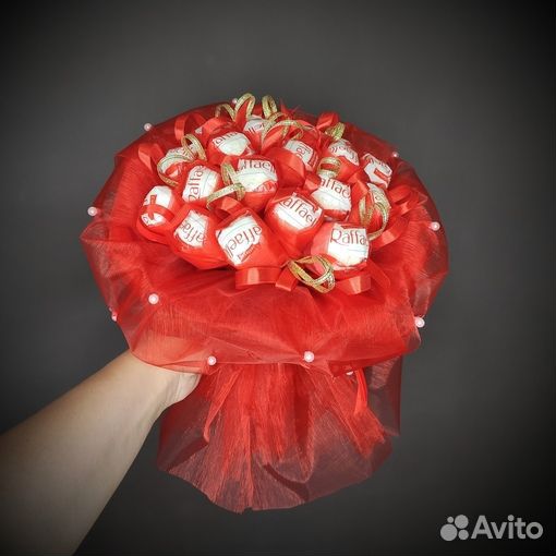Подарок, съедобный букет из Рафаэлло