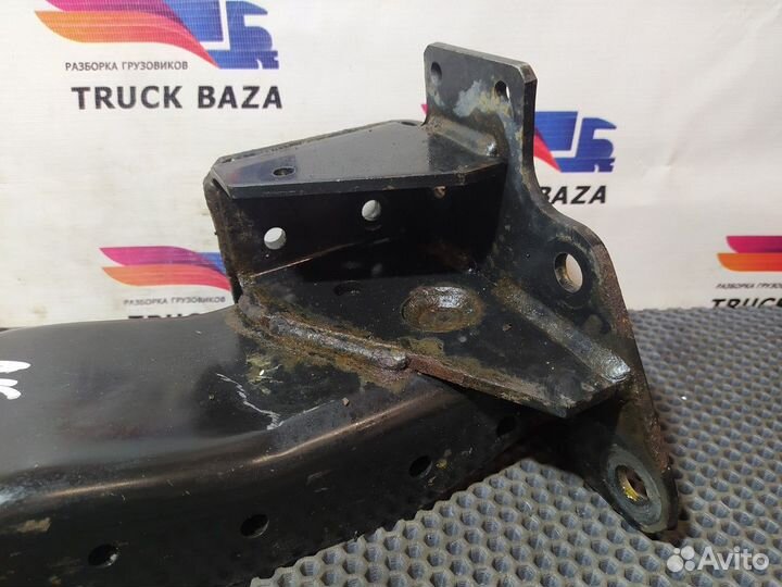 Кронштейн подножки левый