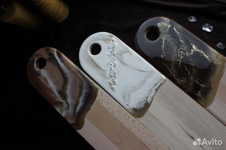 Доска для сервировки, с эпоксидной смолой