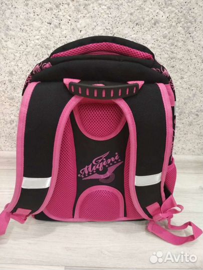 Рюкзак школьный
